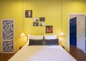 1 chambre, coffres-forts dans les chambres, fer et planche à repasser