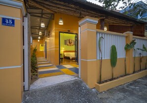 Exterior detail - Apartment Beachside ( Private Room, Kitchen, Bar) (Tp. Hi An)