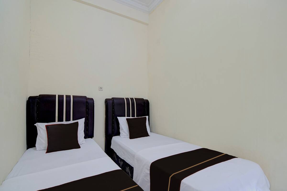 Escrivaninha, Wi-Fi de cortesia, roupa de cama