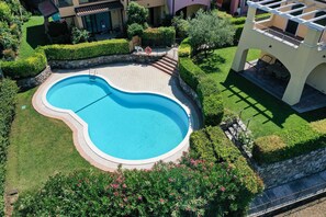Pool - Casa Delisa: located in nice residence with pool and near to the lake (Manerba del Garda)