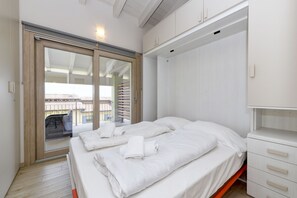 2 chambres, coffres-forts dans les chambres, Wi-Fi gratuit