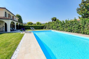 Pool - villa sole: with private pool near to the beach (Manerba del Garda)