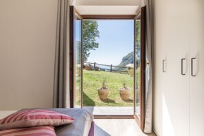 2 habitaciones, wifi gratis y ropa de cama