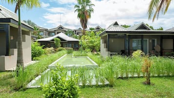 Bungalow, vista giardino | Terrace/patio