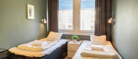 Double or Twin Room, Shared Bathroom | Desk, blackout drapes, soundproofing, iron/ironing board