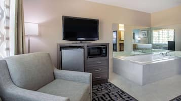 Deluxe Studio Suite, 1 King Bed, Non Smoking | Desk, iron/ironing board, free cribs/infant beds, free WiFi