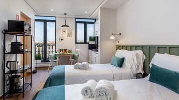 Bügeleisen/Bügelbrett, kostenloses WLAN, Bettwäsche