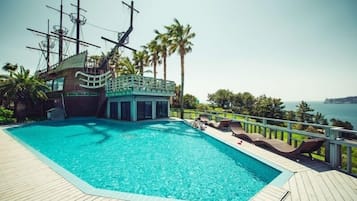 Piscina externa