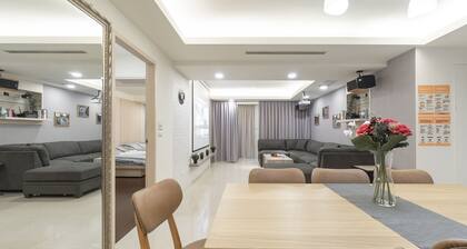 3B2b Warm Cinema Home 4 Min to Xinyi Anhe MRT