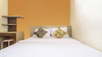 Deluxe Double Room | Free WiFi, bed sheets