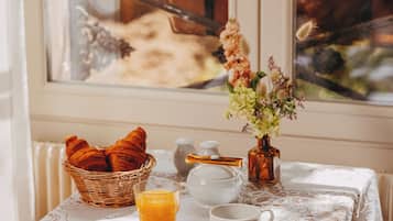 Daily continental breakfast for a fee