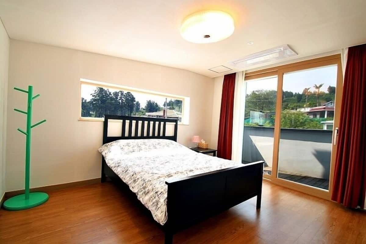 Maisonette (Modern 17)