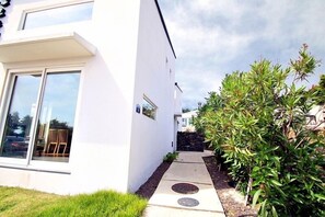 Duplex (Modern 21) | Free WiFi - Sammoru Pension (Seogwipo)
