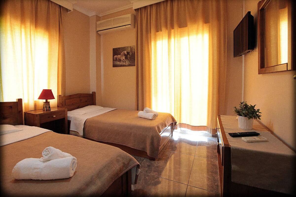 Apartment, 2 Bedrooms | Egyptian cotton sheets, premium bedding, minibar, in-room safe