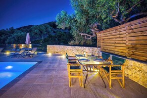 Villa (2 Bedrooms) | Interior