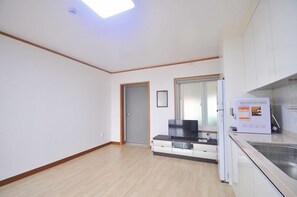 Studio (13 Summer) | Free WiFi