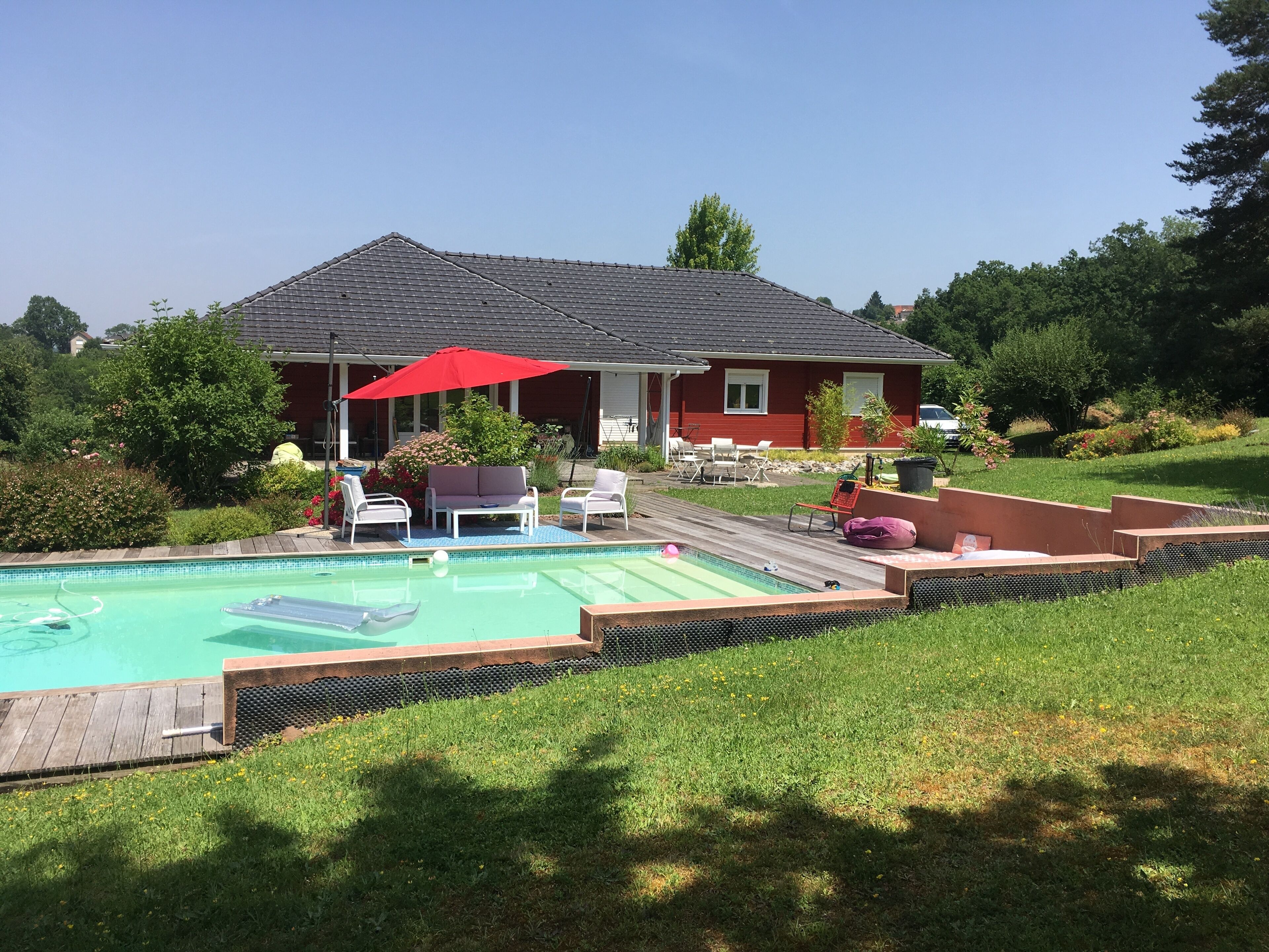 VILLA AT THE GATES OF THE DORDOGNE