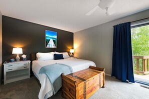 4 Schlafzimmer, Schreibtisch, Bügeleisen/Bügelbrett, Internetzugang