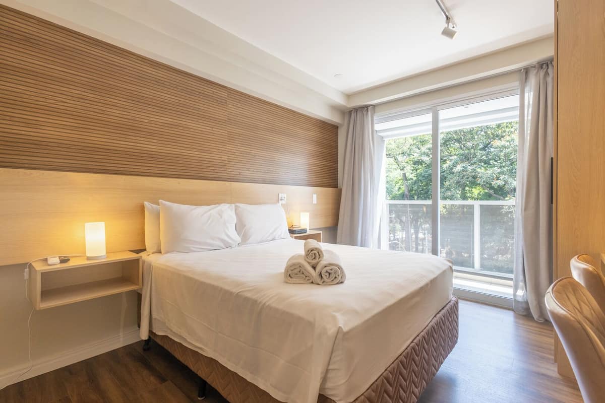 1 chambre, literie de qualité supérieure, minibar, bureau