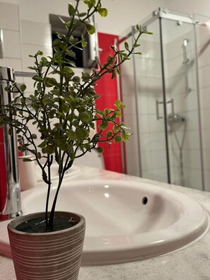 Family Villa | Bathroom