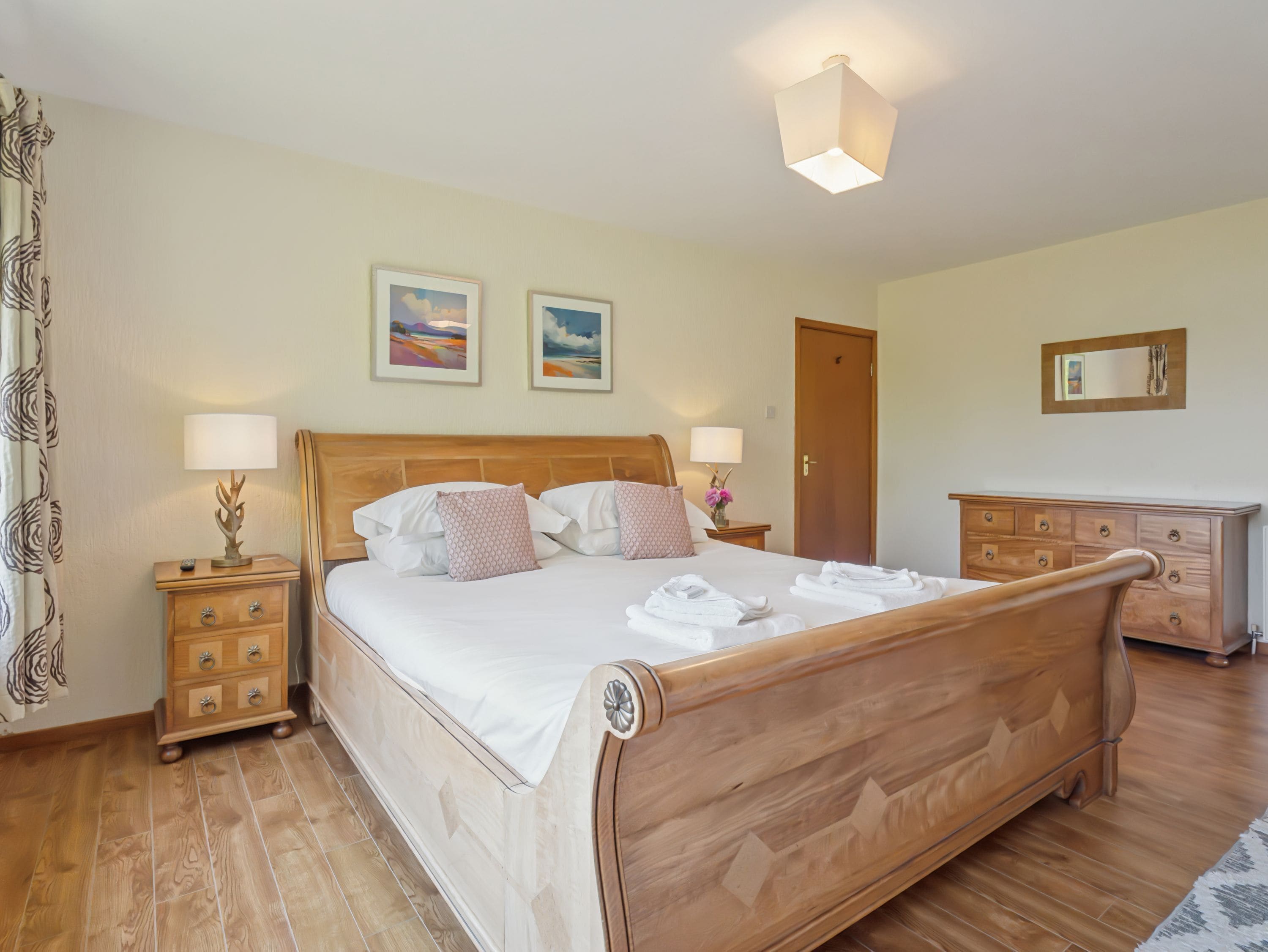 5 Schlafzimmer
