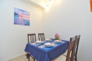 Dining - Apartment 1927/23693 (Istria - Vinkuran), 500m from the beach (Vinkuran)