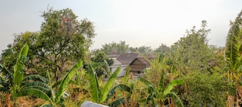 OYO 1784 Hj. Aniek Residence