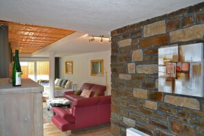 Appartement (incl. EUR 35 Cleaning fee) | Woonruimte | Flatscreentelevisie