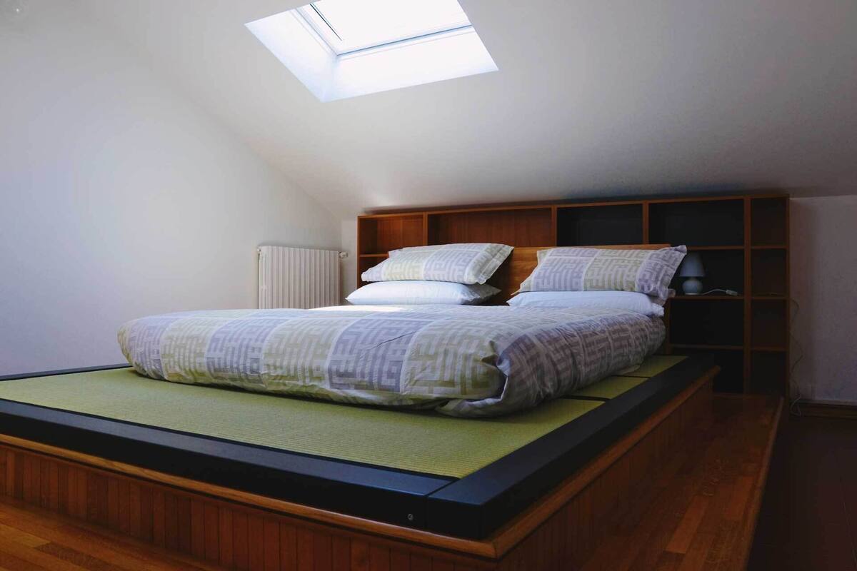 Memory-foam beds, individually furnished, desk, free WiFi