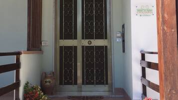 EntrĂ©e de lâhĂ©bergement