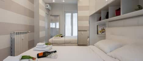 1 bedroom, iron/ironing board, free WiFi, bed sheets