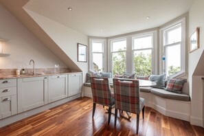 Living area - Spectacular Penthouse 100yds Old Course (St. Andrews)