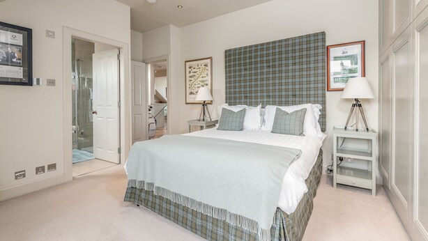 Unclassified image, 1 of 27, button - Spectacular Penthouse 100yds Old Course (St. Andrews)