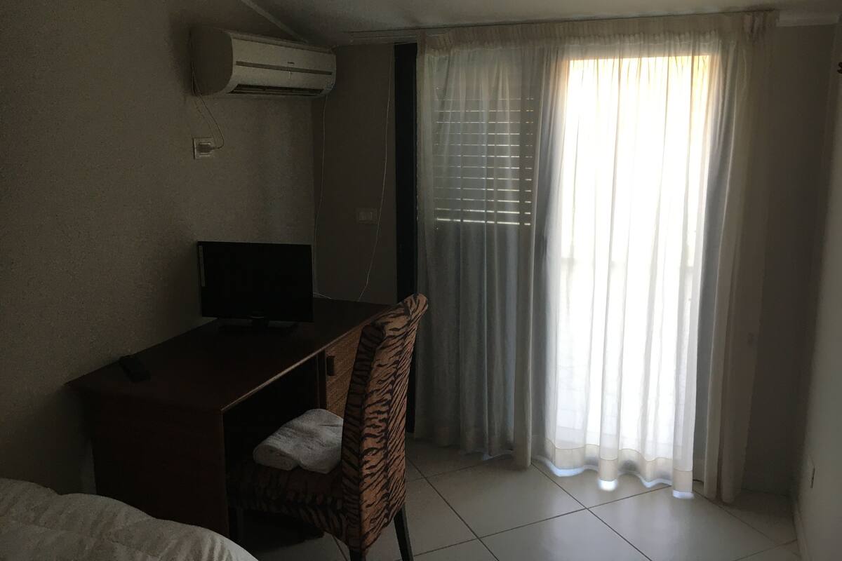 Single Room, Terrace