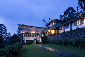 Exterior - Manuel Manor (Labukele)