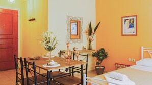 Unclassified image, 3 of 22, button - Down-Town Brand new Stylish Studio (Chania)