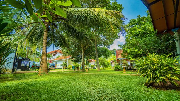 Garden - LA VIlla Flor (Negombo)