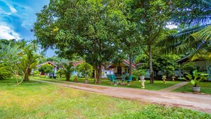 Front of property - LA VIlla Flor (Negombo)