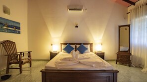Family Villa | 1 bedroom, in-room safe, laptop workspace, soundproofing - LA VIlla Flor (Negombo)