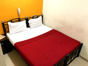 Phòng Deluxe | Két bảo mật tại phòng