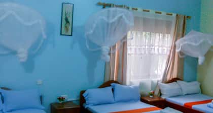 Naju Guest House Masindi