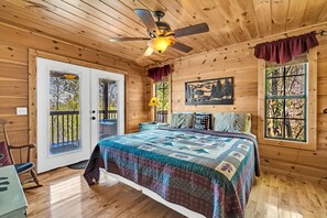 3 bedrooms, iron/ironing board, bed sheets