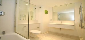 Apartment | Badezimmer