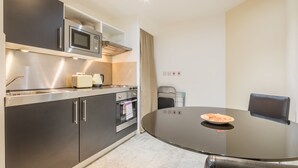 Familiesuite, 1 soverom (Mill apt 1B) | Eget kjøkken