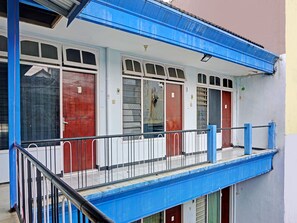 Exterior detail - OYO Life 1711 Serayu Sumbersari Residence (Malang)