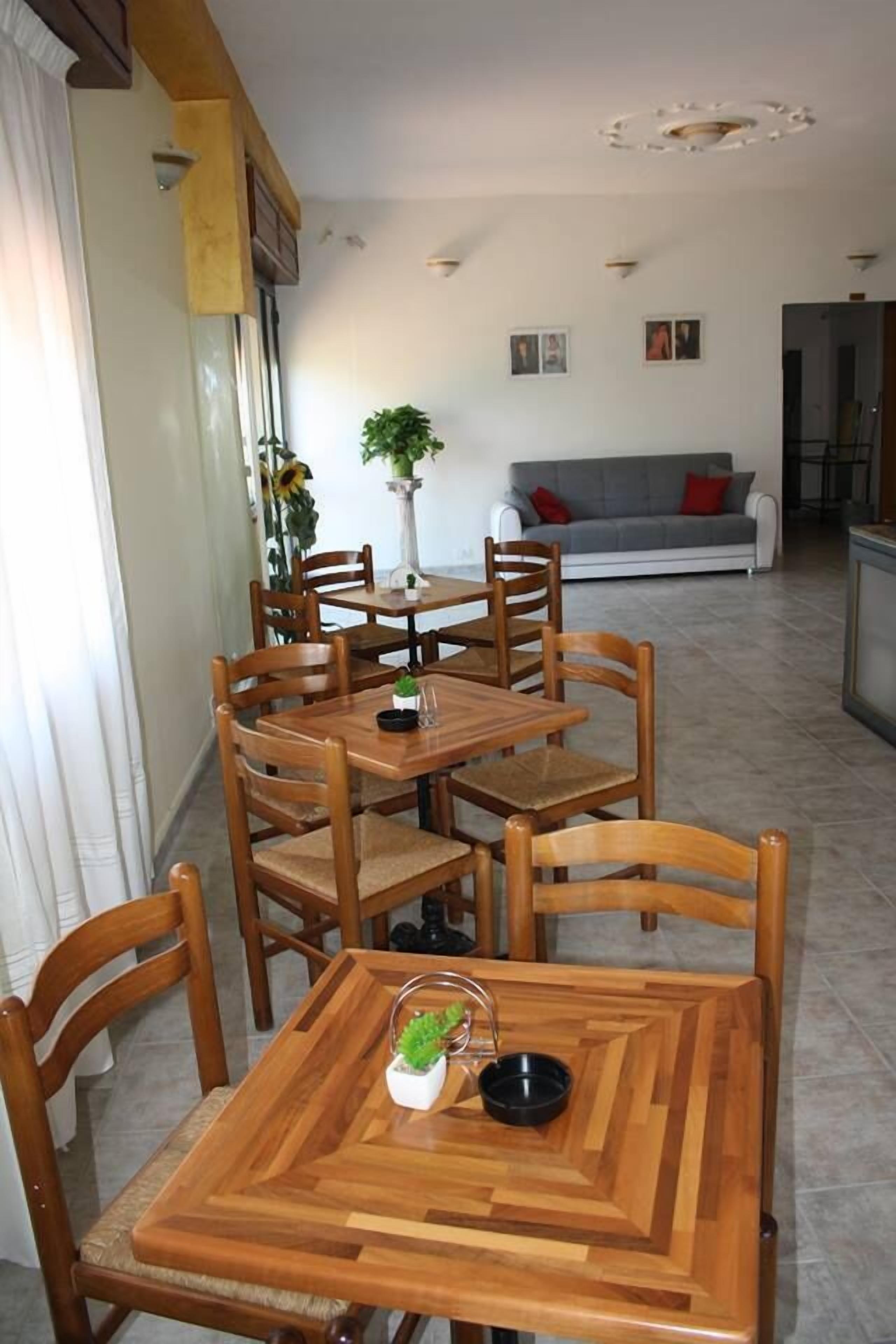 Petit déjeuner buffet compris tous les jours