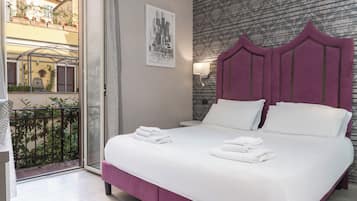 Basic Room | Premium bedding, down comforters, minibar, in-room safe