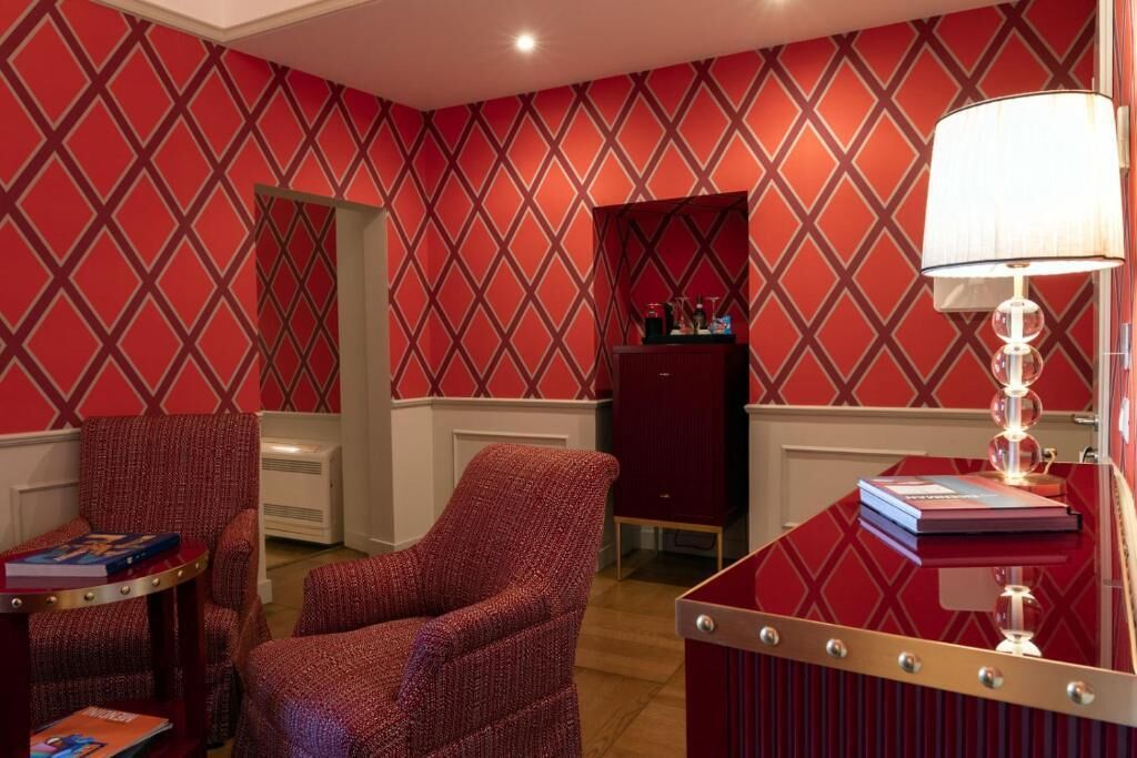 suite, balcony | premium bedding, down duvets, minibar, in-room safe