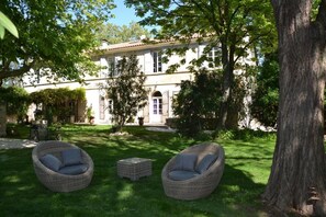 Exterior - Apartment Marquis (75M2) 2 bedrooms - private terrace - sleeps 6 (Avignon)