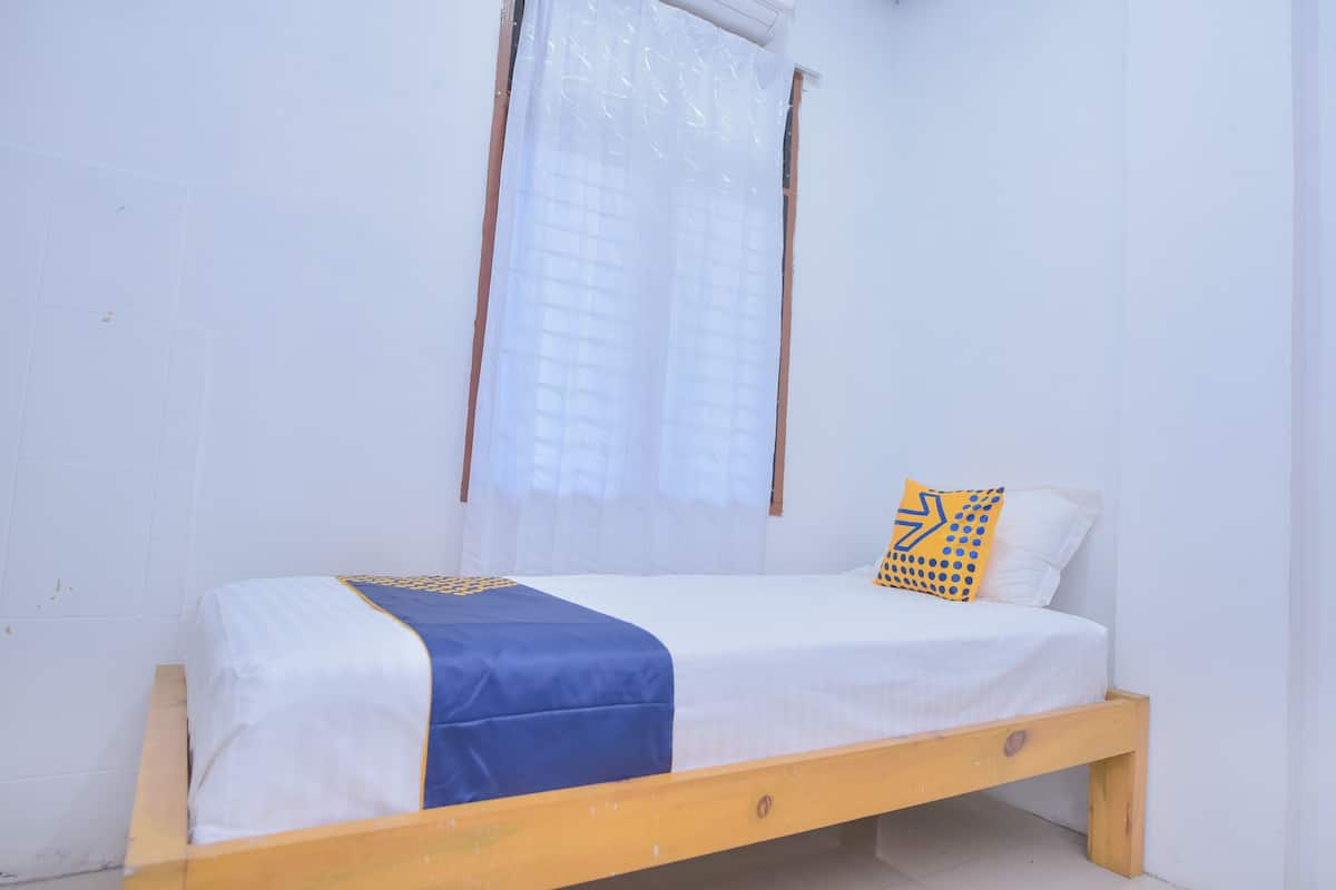 Standard Single Room | Desk, free WiFi, bed sheets